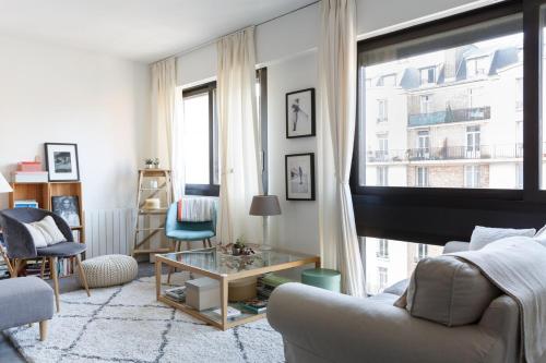 Cosy Paris Porte Maillot Champerret indoor PARKING