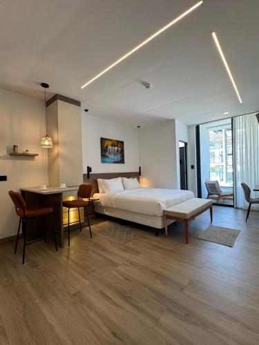SM Suites