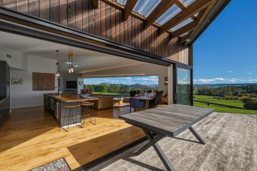 Slice of Paradise - Swimming Pool Spa Pool & Country Views in Tikitere