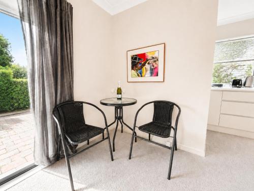 Sunny Studio in West Harbour & 3 Mins to Waterfront & Secure Parking in 西港