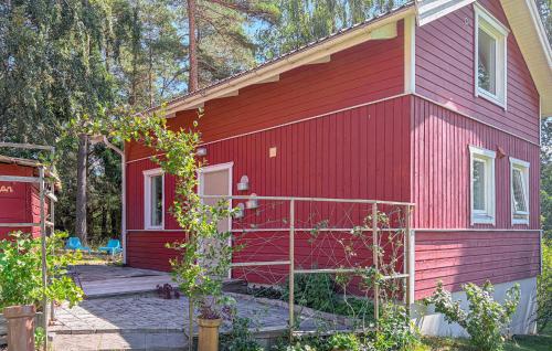. Nice Home In Alingsås