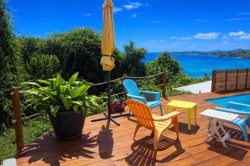 EDEN LAGON Suite with sea view, forest view, and pool in Hyacinthe