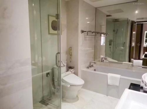 The Jade Boutique Hotel – Wuhan, OH