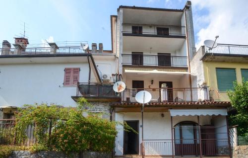 Exterior view, Cozy Apartment In Carro With Wifi in Carro (La Spezia)