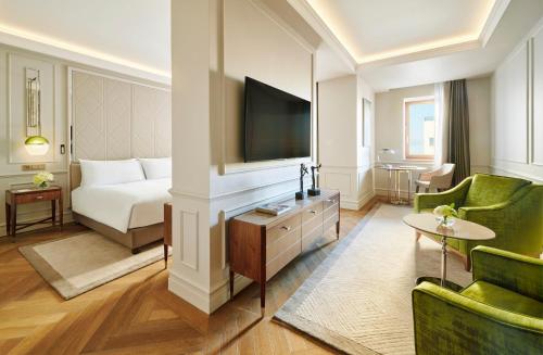 InterContinental Athénée Palace Bucharest by IHG Room Type - Junior King Suite