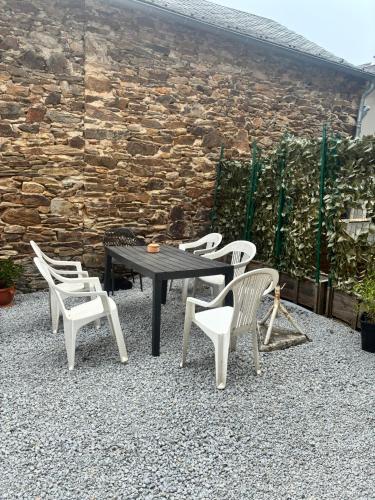 La petite maison dans le Sidobre in Ferrières (Midi-Pyrenees)