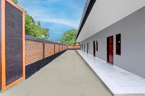 Hotel O Khayla Homestay Syariah in Karang Tengah