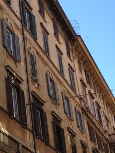 Guest Art Roma Room Type - Double Room with Private Bathroom Guest Art Roma Room Type - Double Room with Private Bathroom