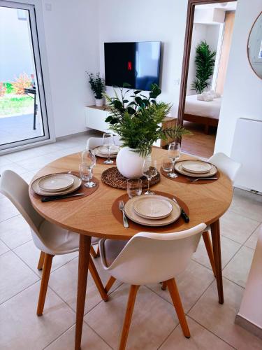 L'écrin - T2 Premium 4 étoiles avec Jardin & Garage - Centre-ville