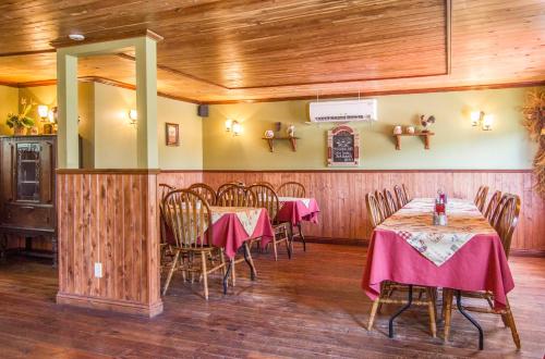 Bankett-terem, Auberge Au Soleil Levant in Piopolis (QC)
