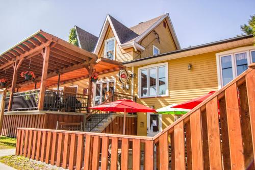 A szálláshely kívülről, Auberge Au Soleil Levant in Piopolis (QC)