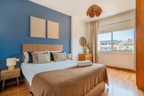 The Collection Barcelona - Bright 4BD with terrace near Arc de Triomf