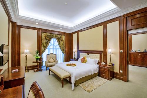 장먼 글라덴 호텔 (Jiangmen Gladden Hotel) in 장먼