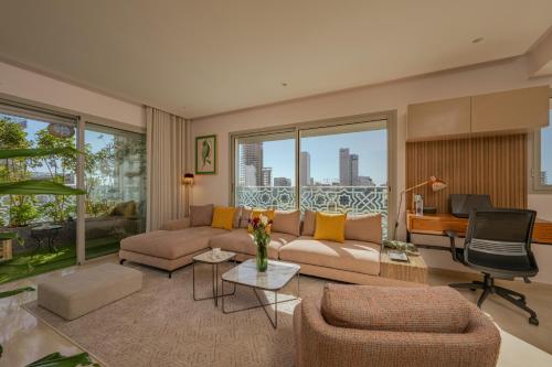 Anfa Louise - Casablanca