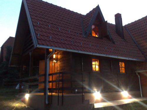 مدخل, Chalet Four Seasons in Dobroselica