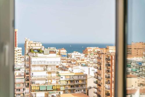 Blue sky view apartment - image 5