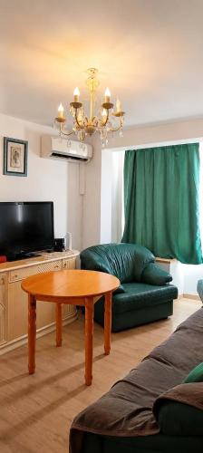 Delphin Botanik Apartment — other in C. Deportista Vicente Pastor 5. 4 IZ, Alicante Spain, 03006