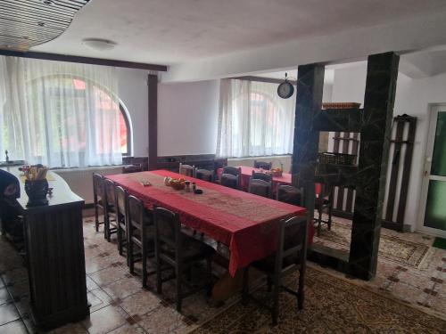 المنظر الخارجي, Casa Ursilor in بريديل