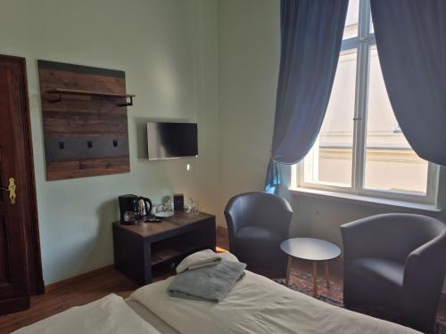 1 double bed