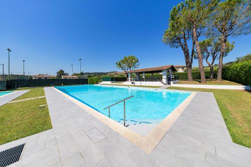 Borgo Adige by Whale Homes