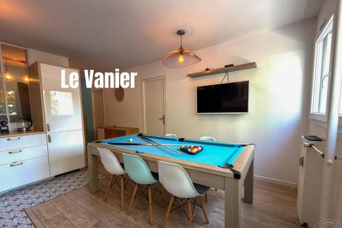 Le Vanier - 8 personnes ping pong billard