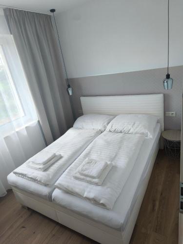 Dubrowes cottage in Bobrova