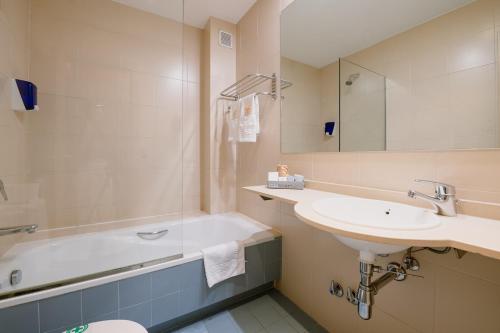 دش, Hotel Terranova in با دى لا كاسا