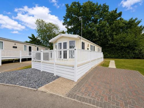 Istaba viesiem, Lovely Caravan At Carlton Meres Holiday Park Ref 60034O in Rendham