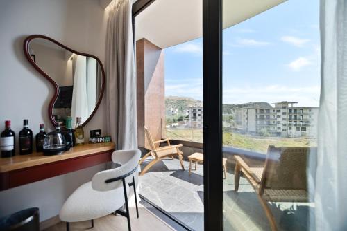 Hotel Potami in 發羅拉