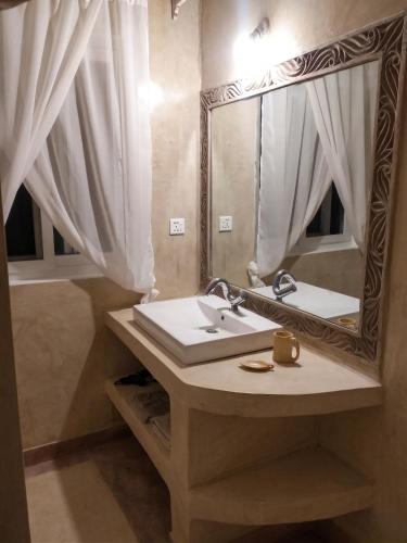 Łazienka, Family Villa with Private Pool in Watamu, 130 m² in Watamu