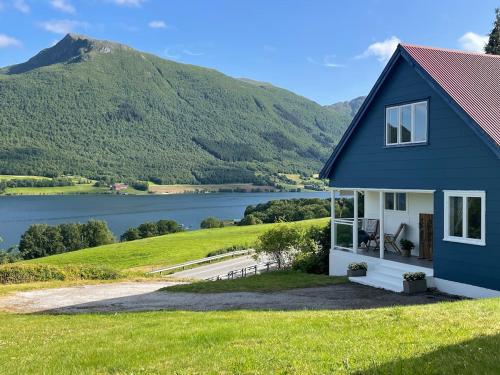 Pohled zvenku, Solvang Fjordview Hillside Home & Private Garden in Torvikbukt