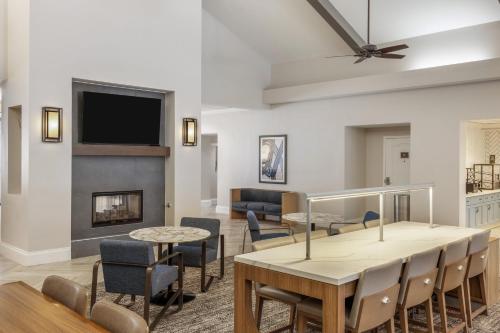 Dış Görünüm, Staybridge Suites Pensacola Airport by IHG in Pensacola (FL)
