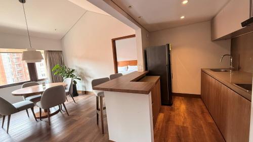 2 double beds