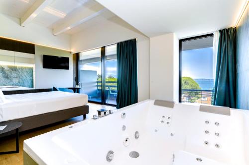Hotel Oliveto in Desenzano Del Garda Suburbs
