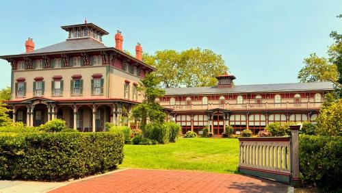 Southern Mansion