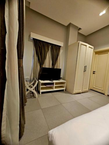 Room now, Sheikh Zayed