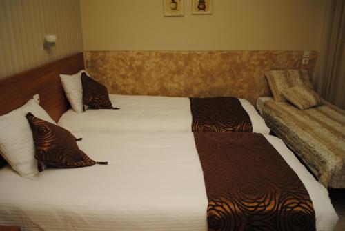 Hotel Ideal Room Type - Triple Room
