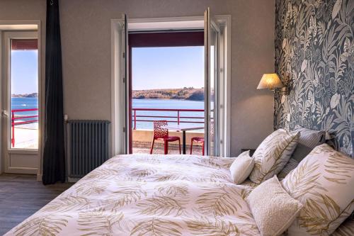 Chambre double, club, vue sur la mer