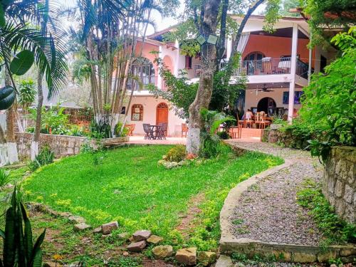 Villa Chelsey in Valle de Angeles