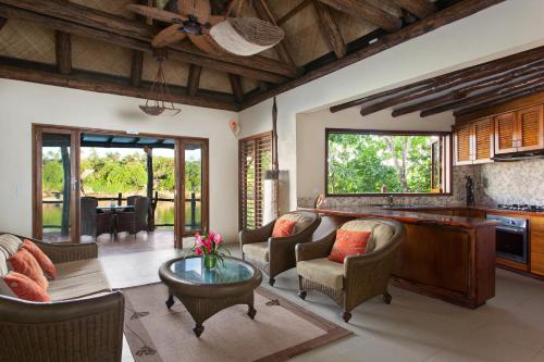 Kitchen, Savasi Island Resort in Savusavu