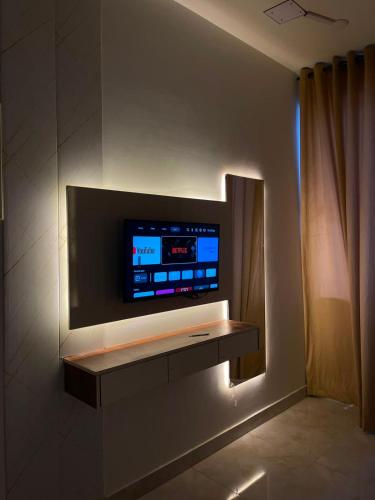 Signature 1BR Suite - image 3