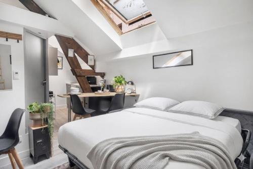 Cozy Studio - Eiffel Tower