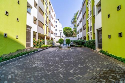 Vista exterior, Luxury Rivonia Apartment Retreat with Balcony in Morningside