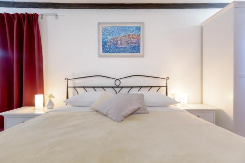 Villa with Sea View image 6
