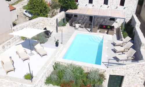 Villa with Sea View image 2