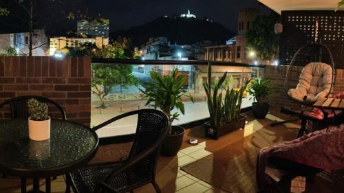 Loft Moderno con vista a Monserrate y zona turística