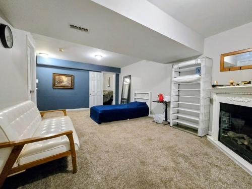 MALE Only Shared Basement in Frederick (Maryland)
