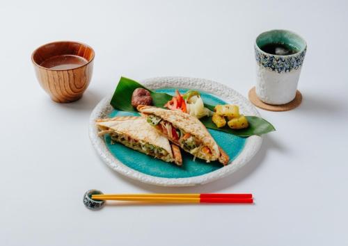 Essen und Erfrischungen, Bunagaya in Ogimi