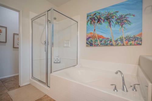 kopalnica, Paradise in Palm Desert 3BR Pool and Spa in Shadow Ridge