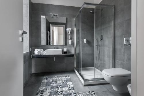 DA ME Suites - image 14